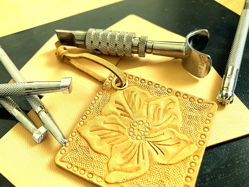 レザーカービング